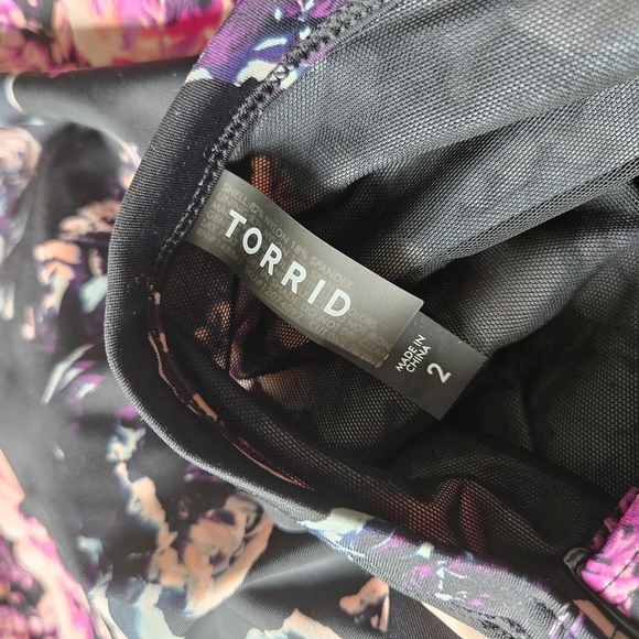 Torrid Pink and Black Floral Strappy One Piece Swimsuit NWT Size 2X - Picture 13 of 14